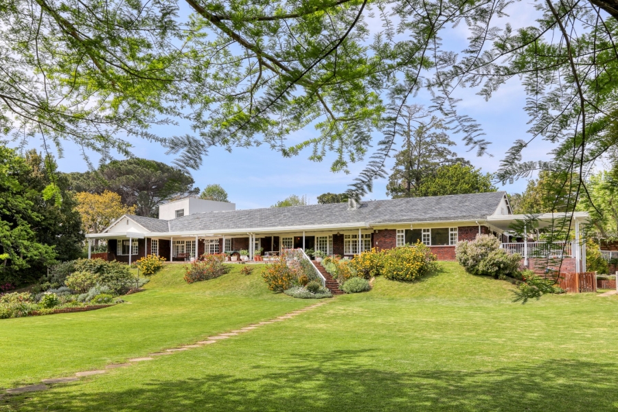 4 Bedroom Property for Sale in Constantia Western Cape